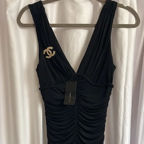 BCBG Maxazria Little Black V Neck Jersey Dress NWT - Picture 1 of 5